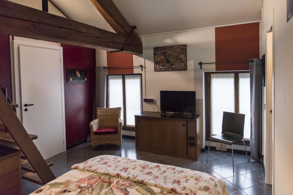 Mi Casa Tu Casa Couette-café Pavie